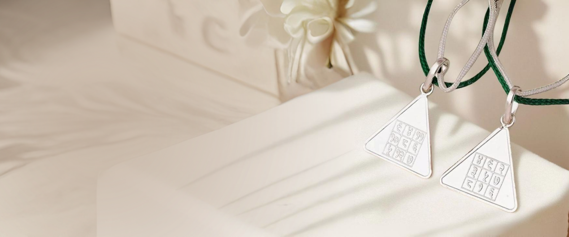 <b>Get 20% OFF<b></b></b>